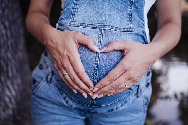 Těhotenství bez gynekologie: Jaké jsou rizika