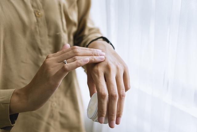 Péče o psychické zdraví po porodu: Jak se vyrovnat s emocemi