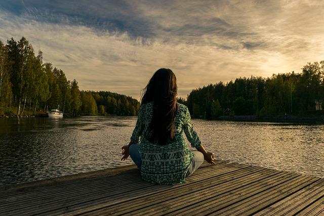 Výhody meditace během těhotenství pro zdraví maminky i dítěte